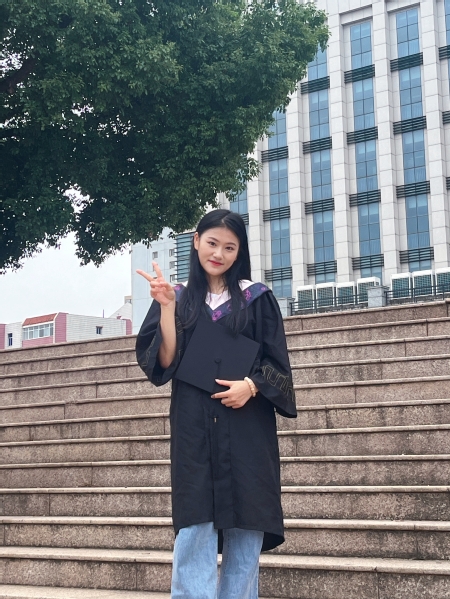 校级综合素质大学生 孔嘉雯