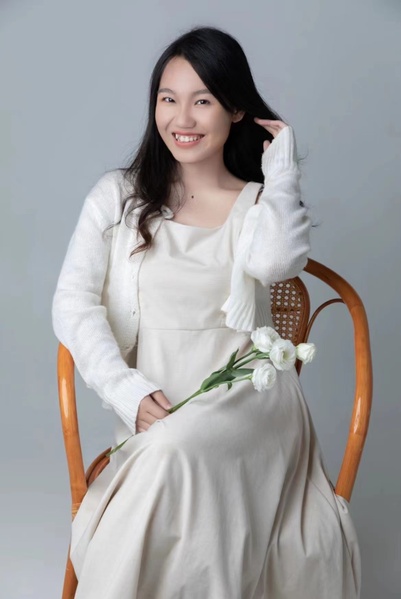 艺术学院优秀校友事迹  干羽西